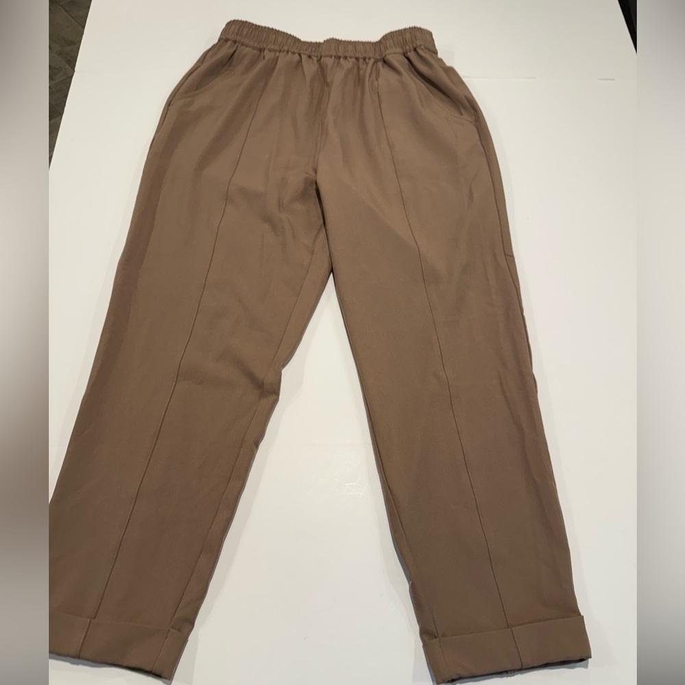 NWOT Varley Oakwood Turnup Pants Small Camel